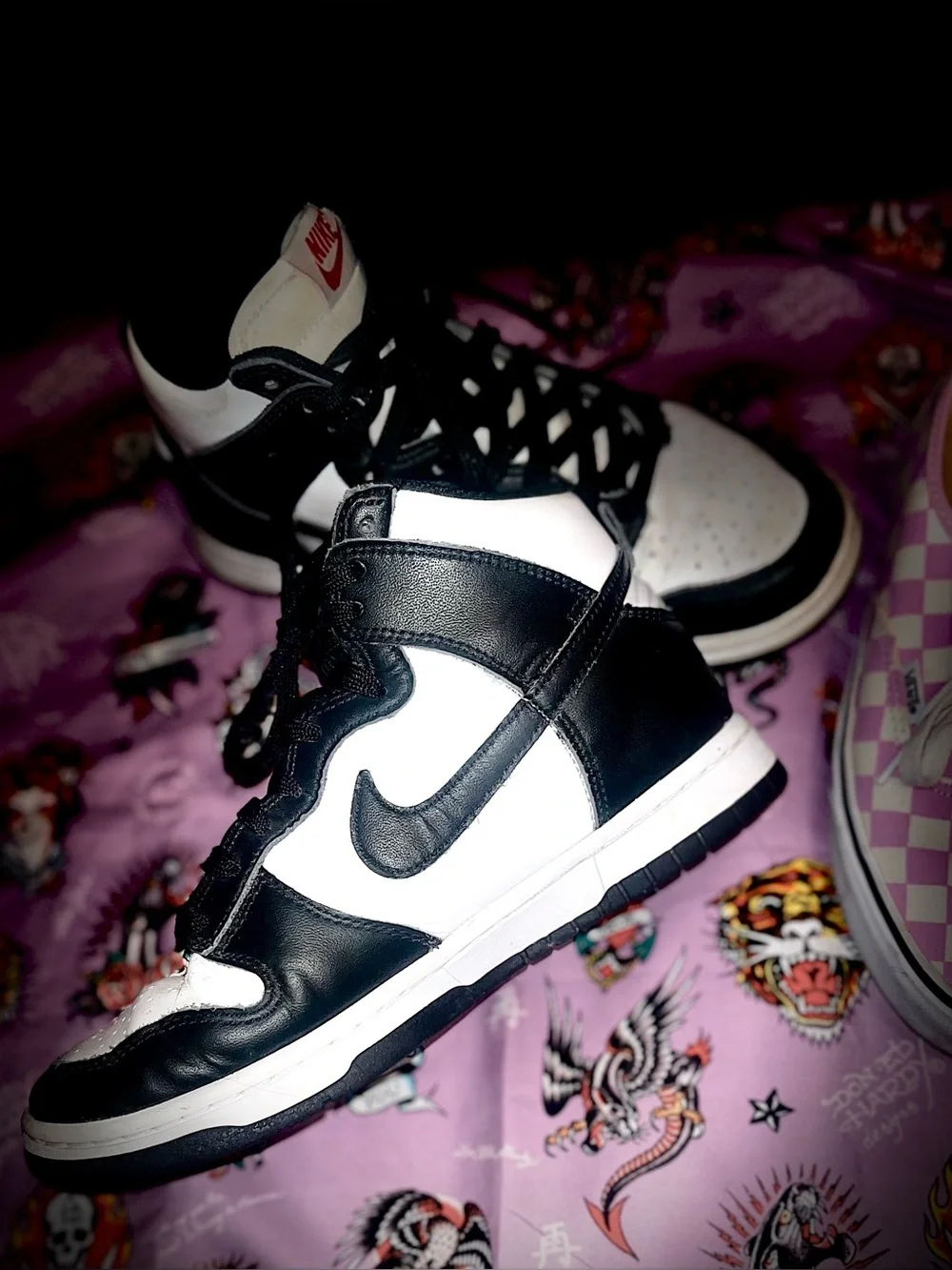 GUC Nike Black and White dunks
